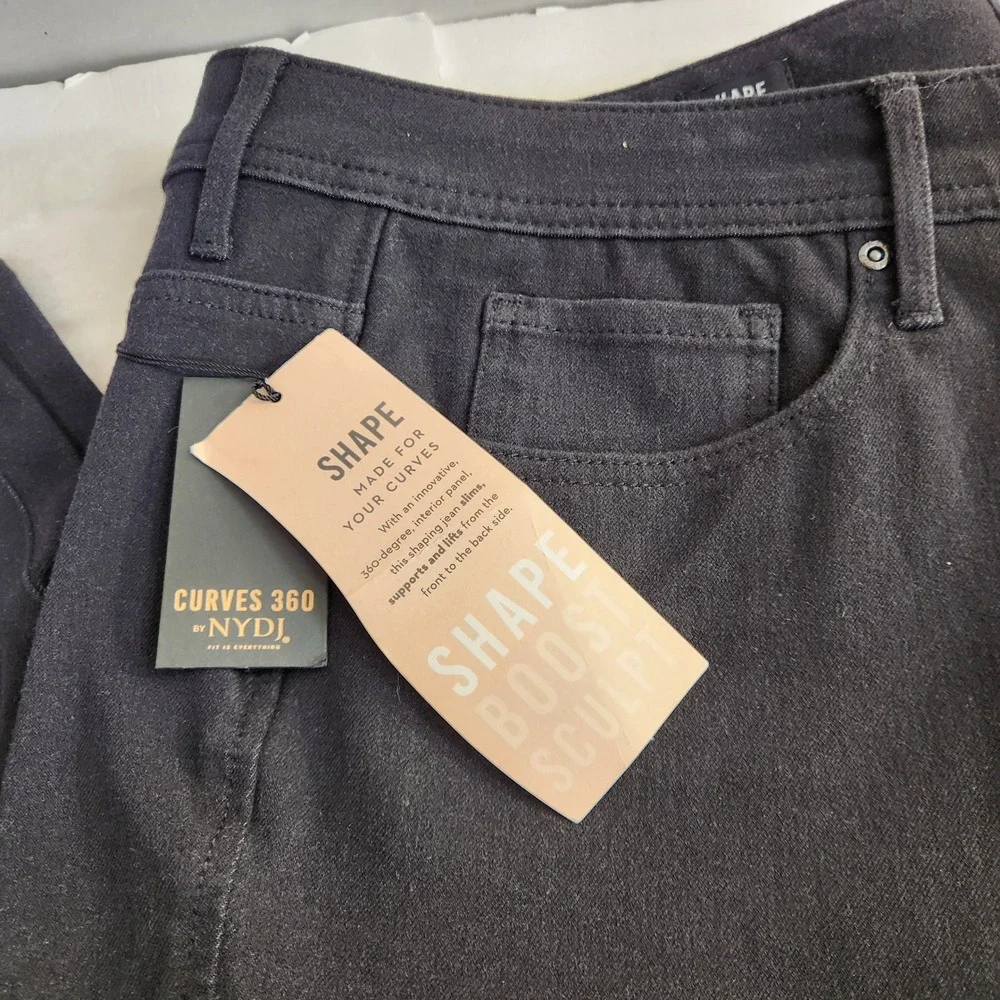 NEW NYDJ Curves 360‎ Shape Crop Kick Flare Jeans Black Size 24 Stretch Denim NWT